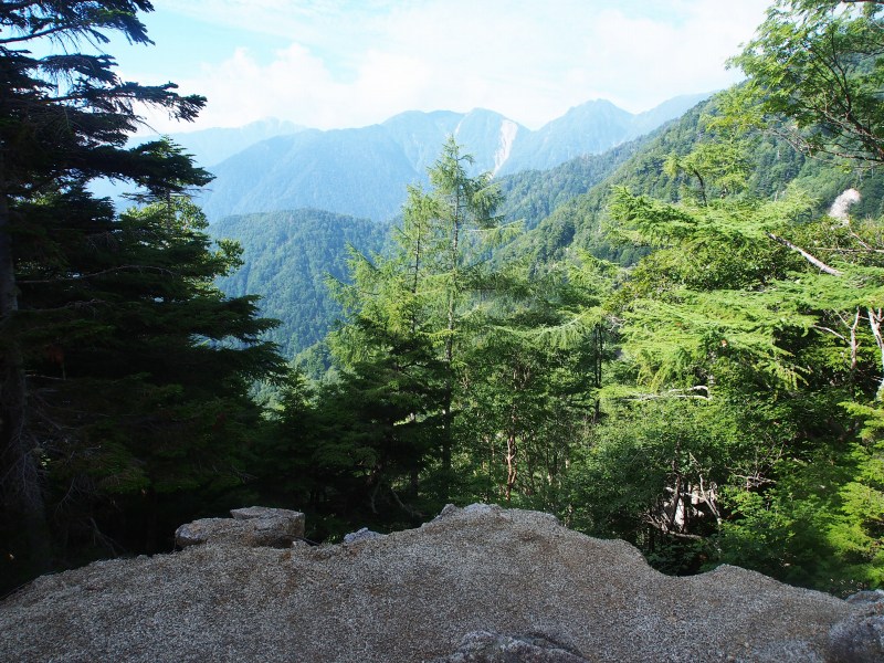 檜尾岳や空木岳の眺望