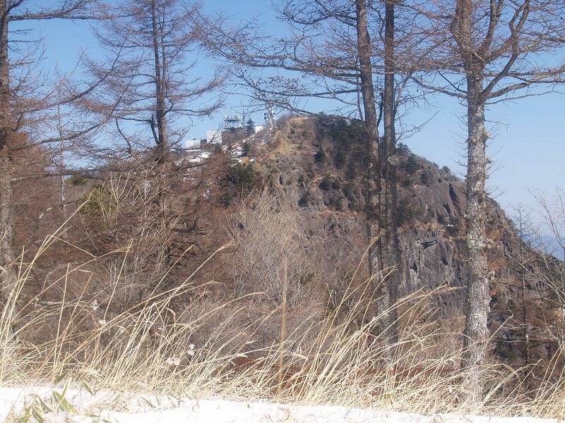 三ッ峠山（開運山）のパラボラアンテナや NHK電波反射板