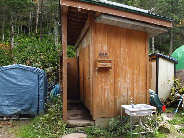 焼岳小屋のトイレ