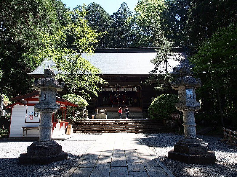 河口浅間神社の拝殿