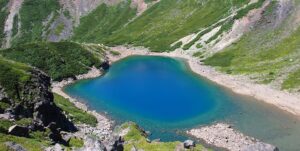 開田高原から御嶽山(継子岳～摩利支天山)