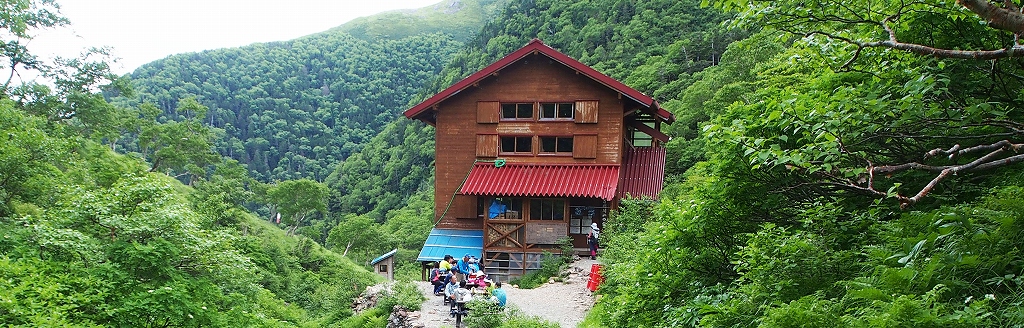 山小屋 山小屋泊・テント泊登山】神々しい御来光を朝食とともに。「五色ヶ原