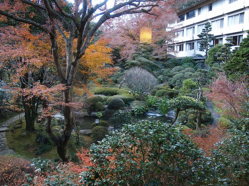 箱根湯本温泉 吉池旅館の回遊式庭園