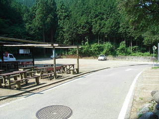 和田峠峠の茶屋駐車場